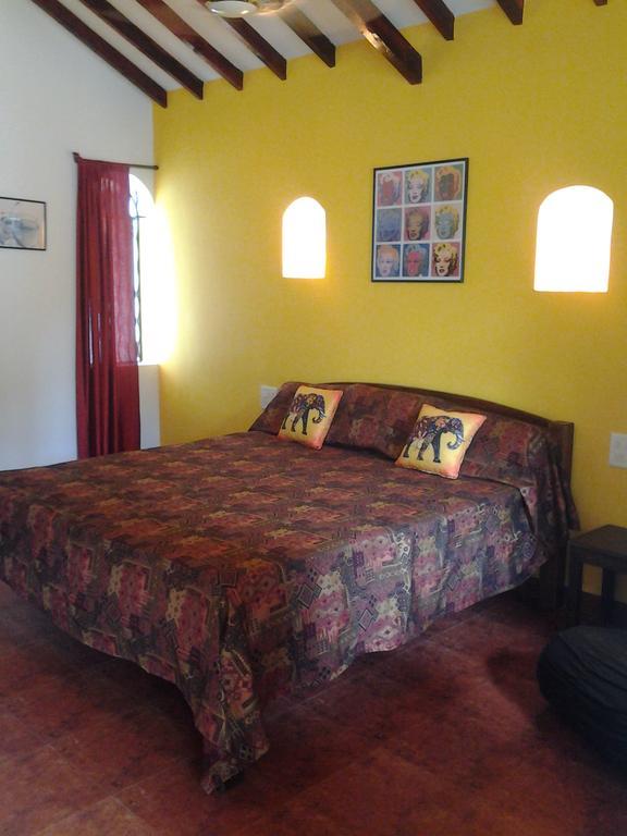 Starco Hotel Andzsuna Szoba fotó